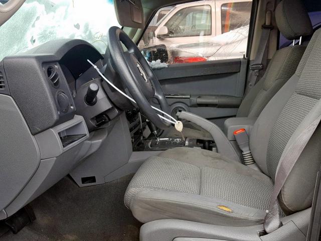 1J8HG48K16C179242 - 2006 JEEP COMMANDER BLACK photo 5