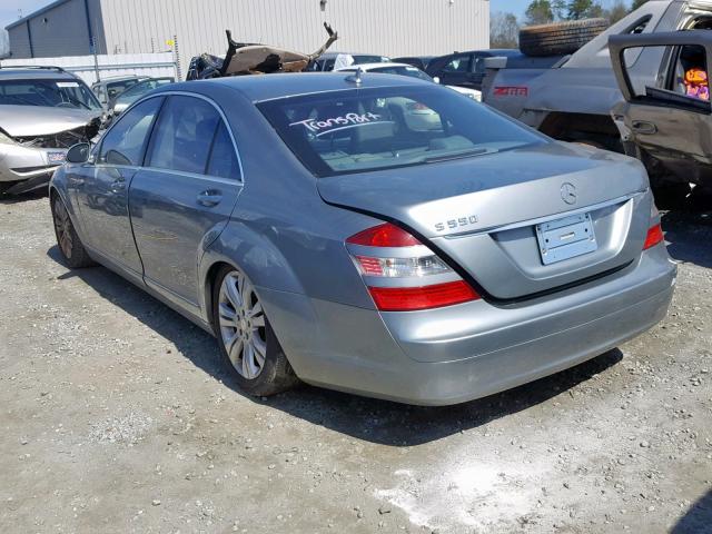 WDDNG71X97A092063 - 2007 MERCEDES-BENZ S 550 GRAY photo 3