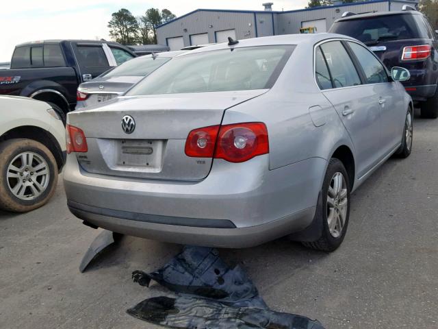 3VWST71K76M049529 - 2006 VOLKSWAGEN JETTA TDI SILVER photo 4