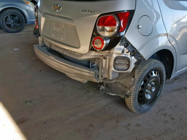 1G1JB6SH5E4159299 - 2014 CHEVROLET SONIC LS SILVER photo 10