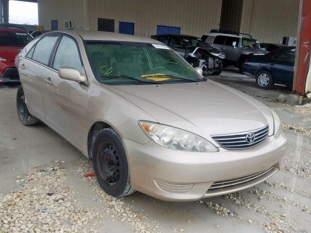 4T1BE32K35U563131 - 2005 TOYOTA CAMRY LE GOLD photo 1