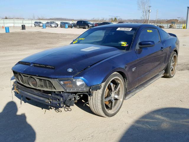 1ZVBP8CH4A5148383 - 2010 FORD MUSTANG GT BLUE photo 2