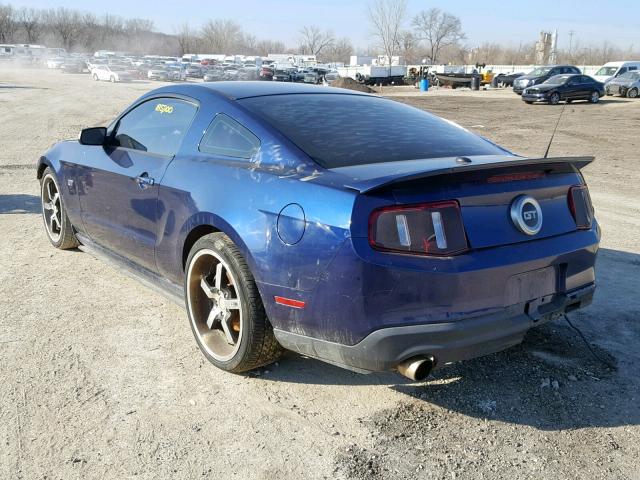 1ZVBP8CH4A5148383 - 2010 FORD MUSTANG GT BLUE photo 3