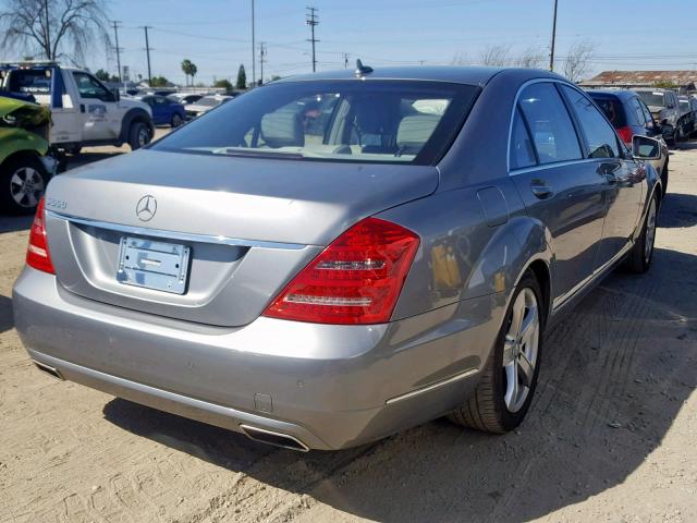 WDDNG7BBXAA348897 - 2010 MERCEDES-BENZ S 550 GRAY photo 4