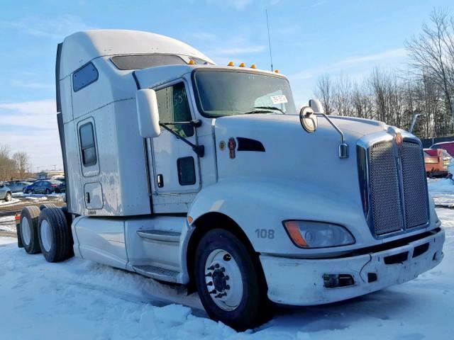 1XKAA49X1CJ287599 - 2012 KENWORTH CONSTRUCTI WHITE photo 1