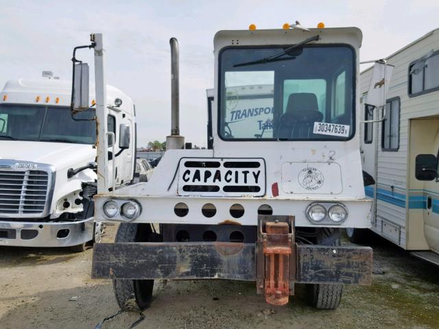 6BT50RH5DR3217494 - 1994 CAPACITY TRUCK WHITE photo 9