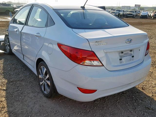 KMHCT4AE3HU377296 - 2017 HYUNDAI ACCENT SE WHITE photo 3