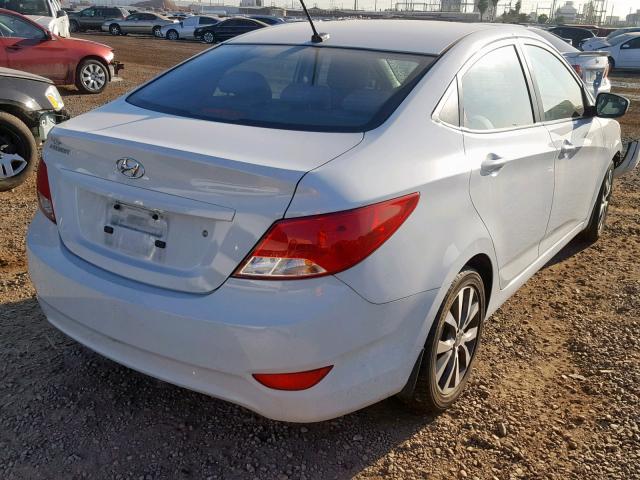 KMHCT4AE3HU377296 - 2017 HYUNDAI ACCENT SE WHITE photo 4