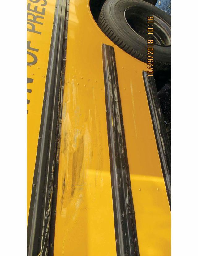 4DRBUAAP46B167940 - 2006 IC CORPORATION 3000 黄色 照片 2