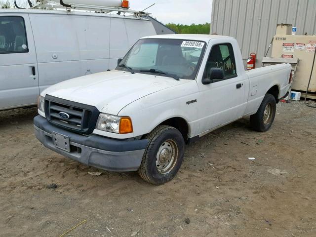 1FTYR10DX4PB50034 - 2004 FORD RANGER WHITE photo 2