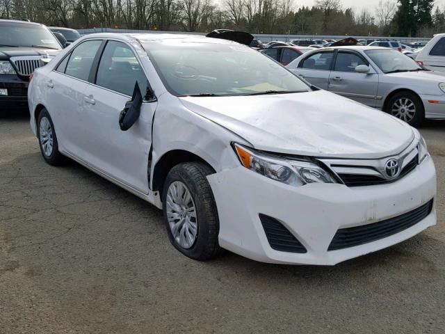 4T4BF1FK1ER377864 - 2014 TOYOTA CAMRY L 白色 照片 1