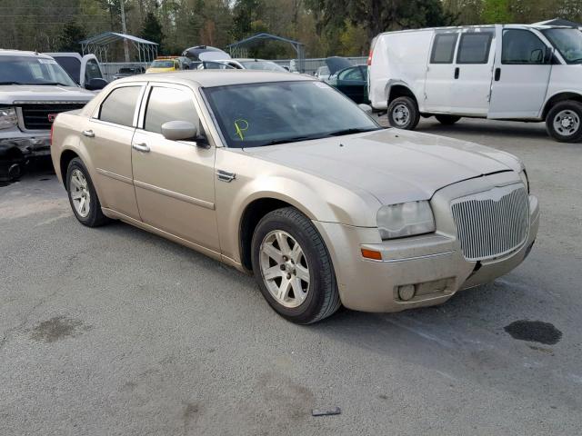 2C3KA53G16H144628 - 2006 CHRYSLER 300 TOURIN GOLD photo 1