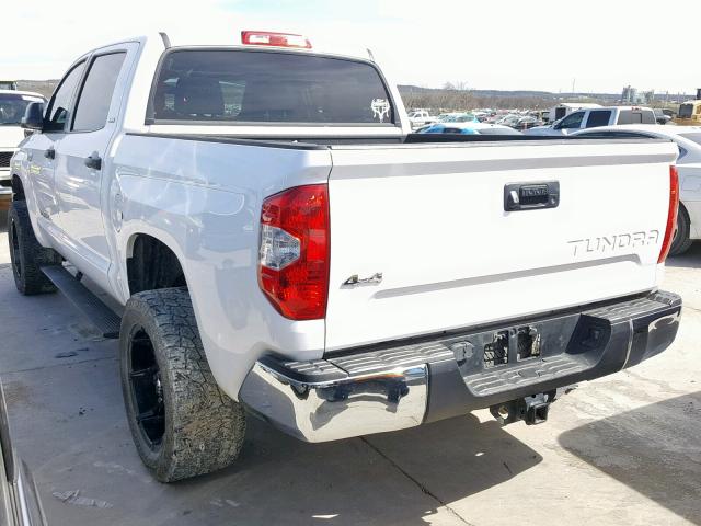 5TFDW5F14HX597489 - 2017 TOYOTA TUNDRA CRE WHITE photo 3