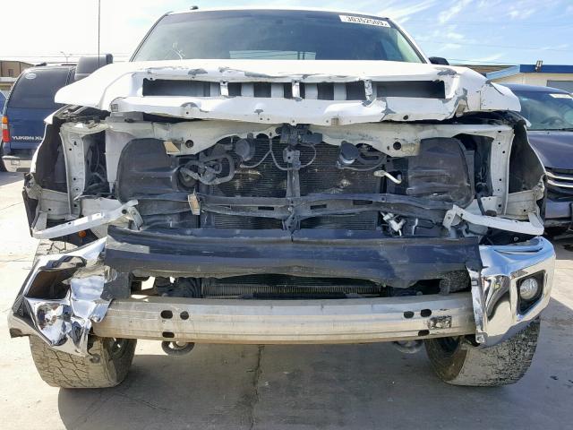 5TFDW5F14HX597489 - 2017 TOYOTA TUNDRA CRE WHITE photo 9