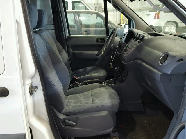 NM0LS7BN8DT136290 - 2013 FORD TRANSIT CO WHITE photo 5