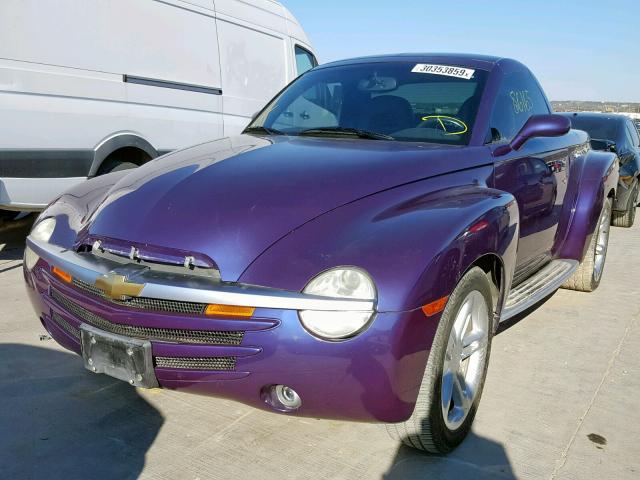 1GCES14P24B107865 - 2004 CHEVROLET SSR PURPLE photo 2