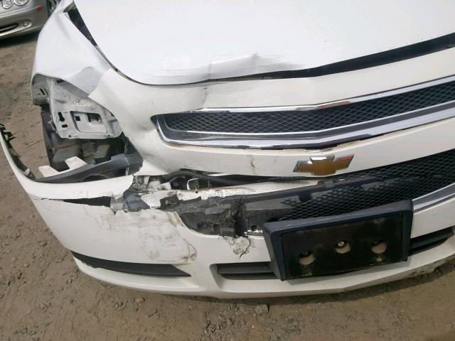 1G1ZB5E13BF224162 - 2011 CHEVROLET MALIBU LS WHITE photo 9