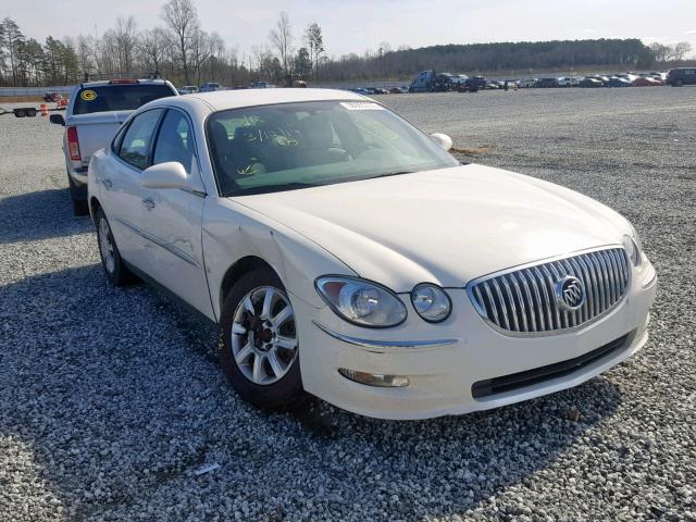 2G4WC582X81276881 - 2008 BUICK LACROSSE C WHITE photo 1