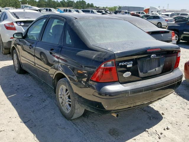 1FAHP34N97W174734 - 2007 FORD FOCUS ZX4 BLACK photo 3