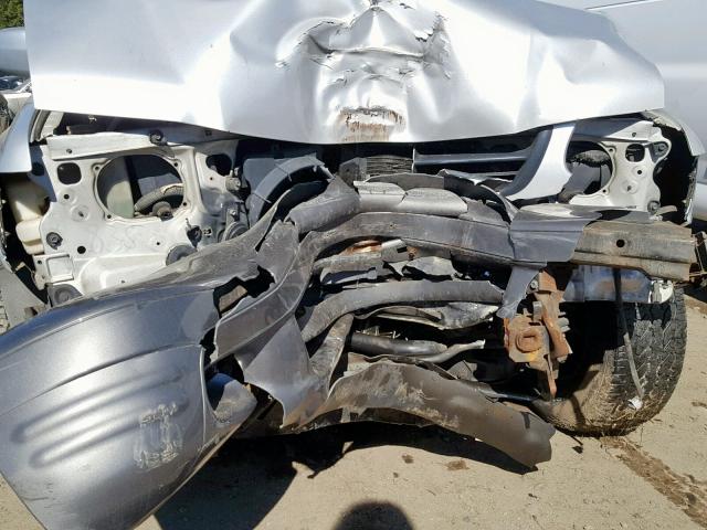 4S6DM58W314403219 - 2001 HONDA PASSPORT E 银色 照片 9