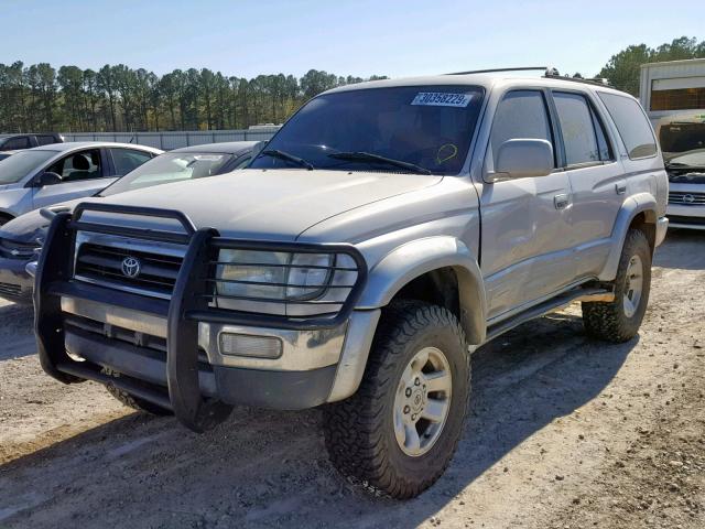 JT3HN87R6W9007566 - 1998 TOYOTA 4 RUNNER SILVER photo 2