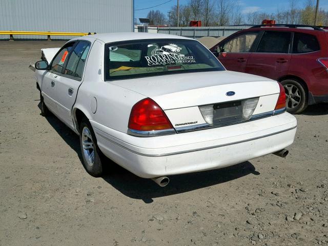 2FAFP74W21X189532 - 2001 FORD CROWN VICT WHITE photo 3