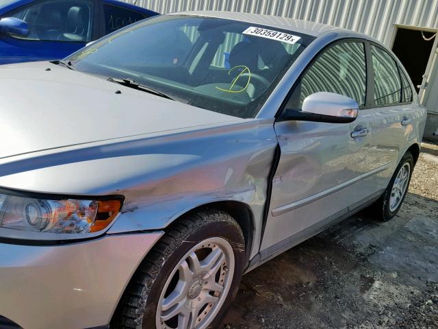 YV1MS382782380435 - 2008 VOLVO S40 2.4I SILVER photo 9