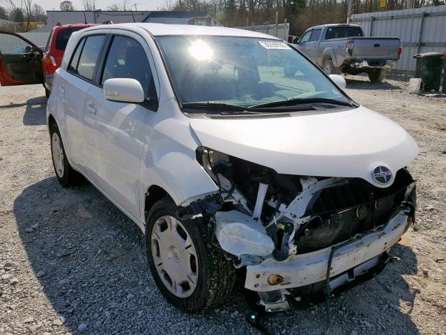 JTKKU10488J015673 - 2008 TOYOTA SCION XD WHITE photo 1