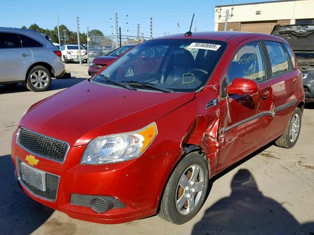 KL1TD6DE8AB052466 - 2010 CHEVROLET AVEO LS RED photo 2