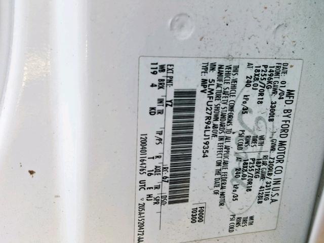 5LMFU27R94LJ19354 - 2004 LINCOLN NAVIGATOR 白色 照片 10