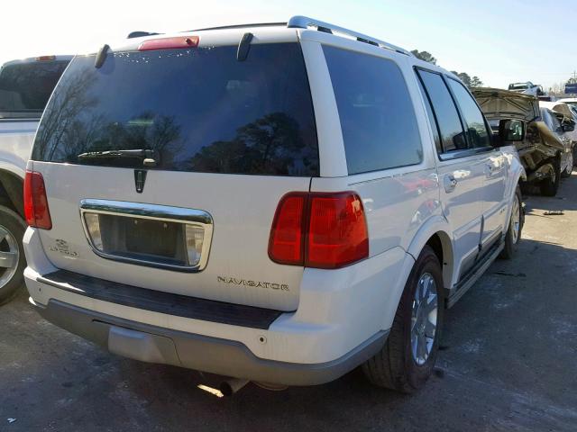 5LMFU27R94LJ19354 - 2004 LINCOLN NAVIGATOR 白色 照片 4
