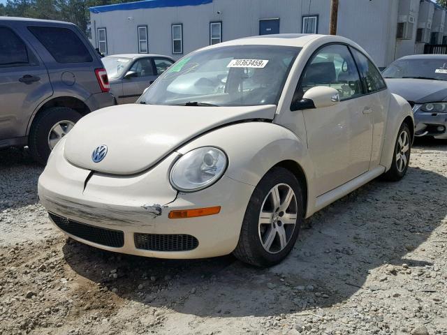 3VWRW31C56M407833 - 2006 VOLKSWAGEN NEW BEETLE Creme Foto 2