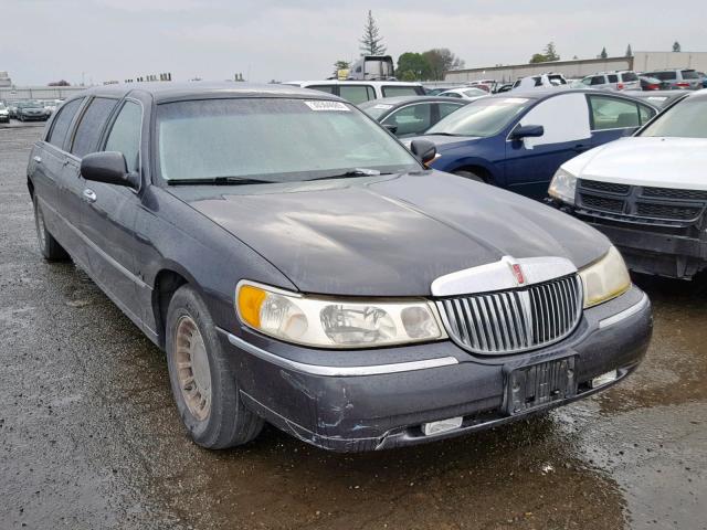 1L1FM81W1YY890759 - 2000 LINCOLN TOWN CAR E GRAY photo 1