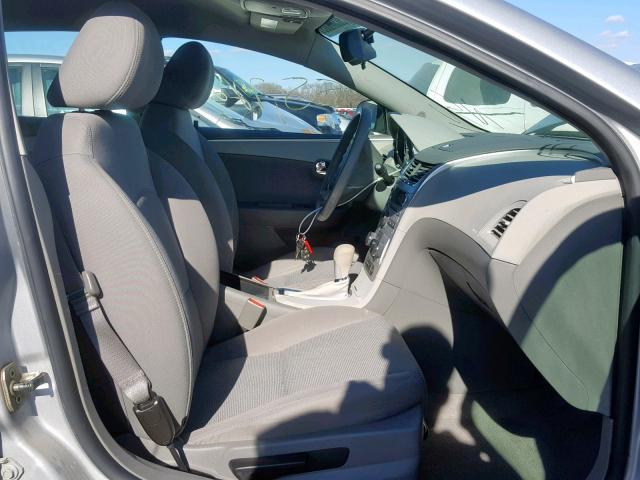 1G1ZB5E04CF201899 - 2012 CHEVROLET MALIBU LS ვერცხლისფერი ფოტო 5
