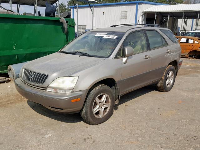 JTJGF10U120131055 - 2002 LEXUS RX 300 TAN photo 2