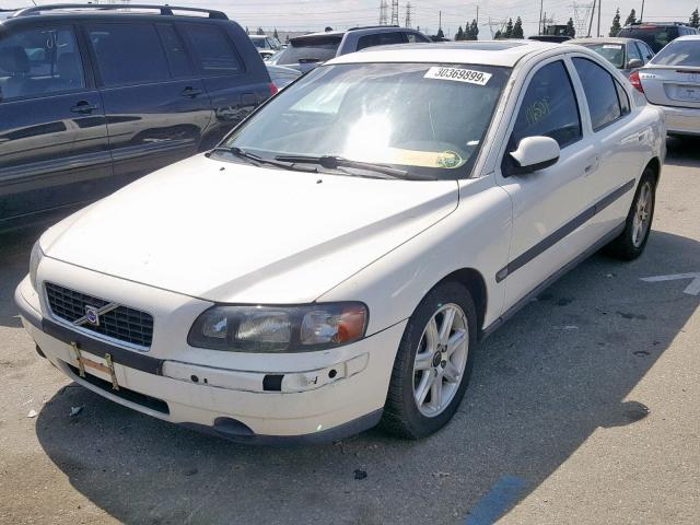 YV1RS61R422167285 - 2002 VOLVO S60 WHITE photo 2