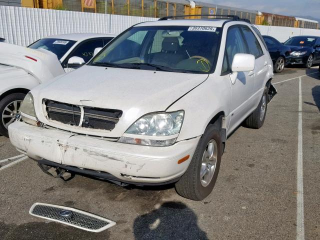 JTJHF10U520273560 - 2002 LEXUS RX 300 WHITE photo 2