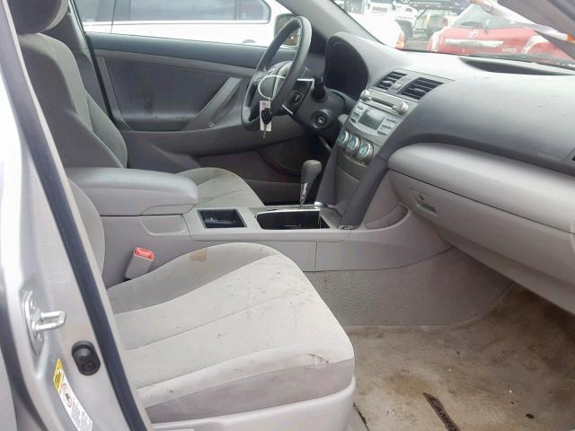 4T1BE46K49U905837 - 2009 TOYOTA CAMRY BASE SILVER photo 5