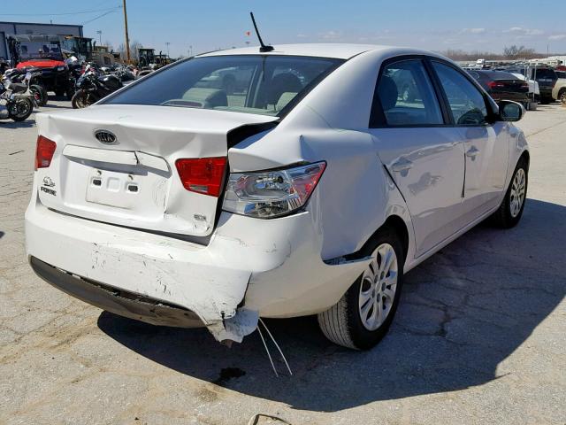 KNAFU4A22A5844449 - 2010 KIA FORTE EX WHITE photo 4