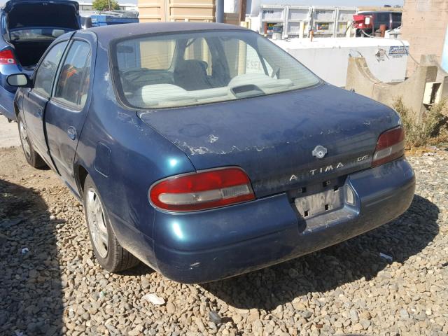 1N4BU31DXTC119070 - 1996 NISSAN ALTIMA XE GREEN photo 3