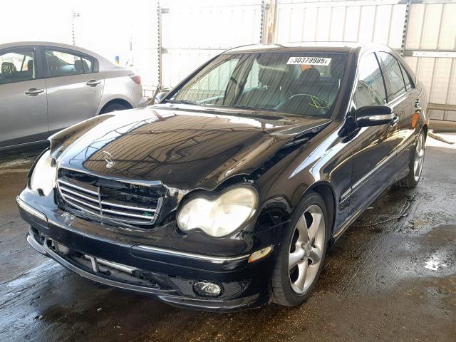 WDBRF52H86F742124 - 2006 MERCEDES-BENZ C BLACK photo 2