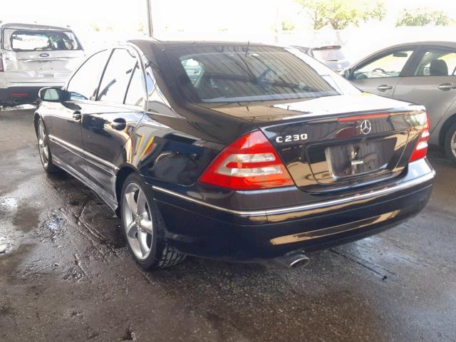 WDBRF52H86F742124 - 2006 MERCEDES-BENZ C BLACK photo 3