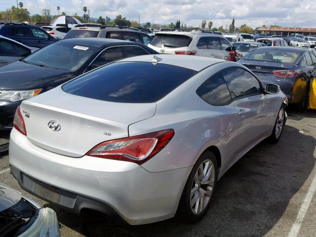 KMHHT6KJ7FU127683 - 2015 HYUNDAI GENESIS CO SILVER photo 4