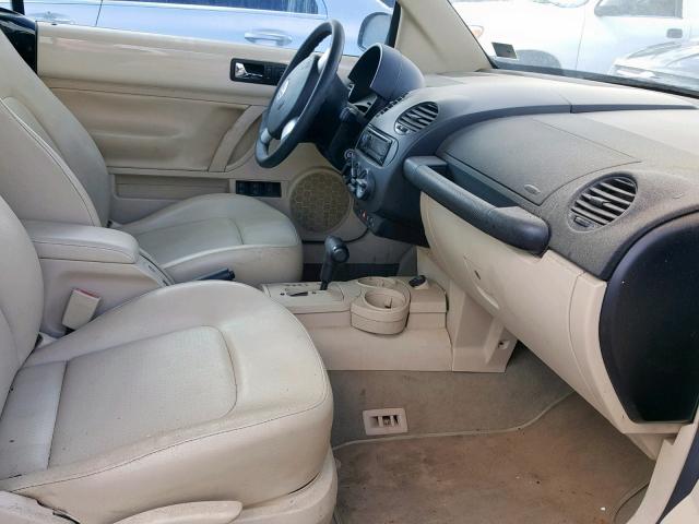 3VWCD21Y84M301715 - 2004 VOLKSWAGEN NEW BEETLE Schwarz Foto 5