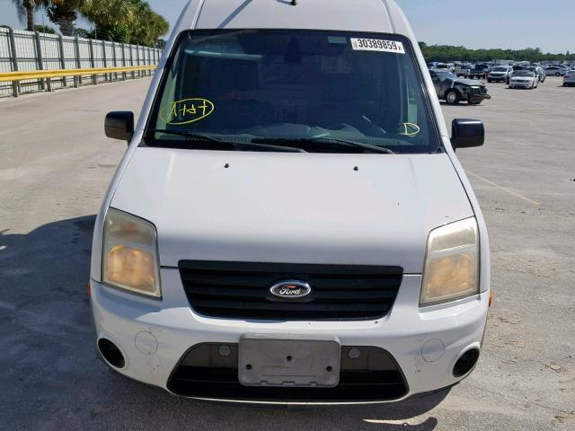 NM0LS7BN7DT134854 - 2013 FORD TRANSIT CO WHITE photo 9