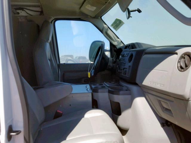 1FTNE2EL2BDA49587 - 2011 FORD ECONOLINE WHITE photo 5