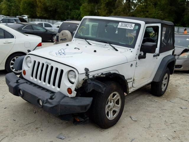 1C4AJWAG3CL212393 - 2012 JEEP WRANGLER S WHITE photo 2