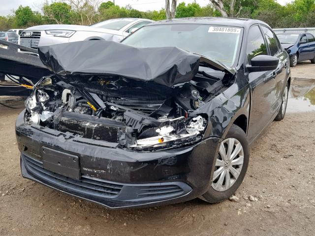3VW2K7AJ8EM352540 - 2014 VOLKSWAGEN JETTA BASE BLACK photo 2