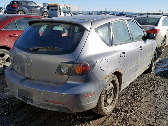 JM1BK143541208274 - 2004 MAZDA 3 HATCHBAC GRAY photo 4