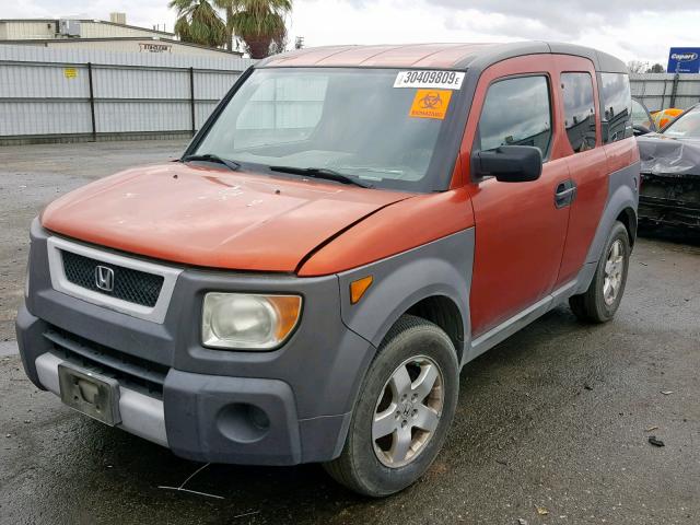 5J6YH28533L012339 - 2003 HONDA ELEMENT EX ORANGE photo 2